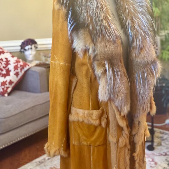 🦊 Vintage Red Fox Fur & Suede Handmade Coat – Boho Luxe Statement Piece - Picture 2 of 7